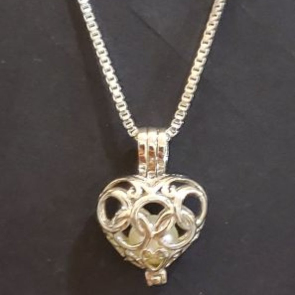Triumph Cage Pearl Necklace
